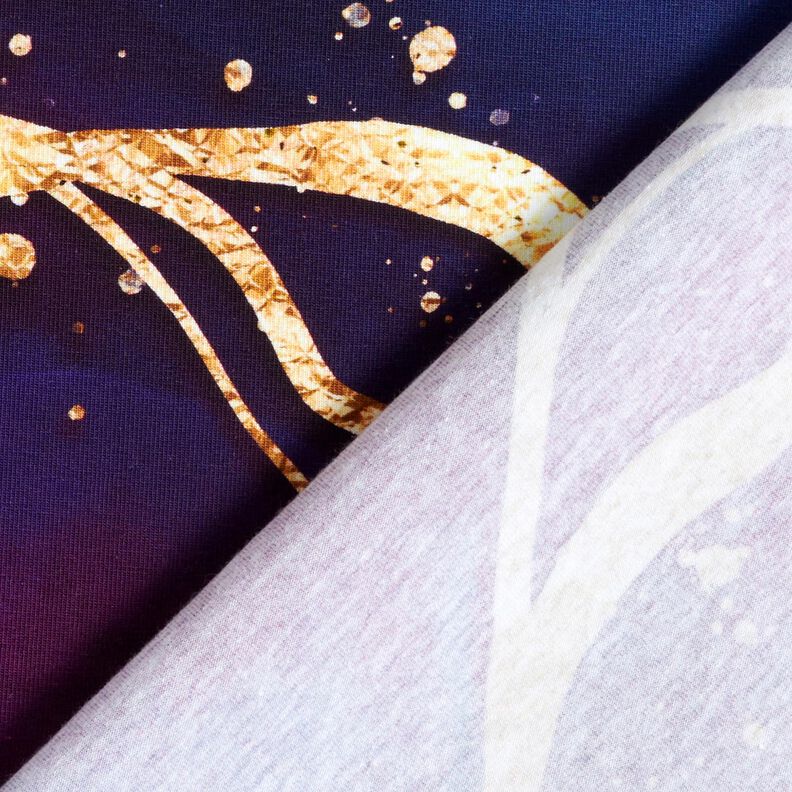 jersey di cotone Marmo sognante | Glitzerpüppi  – lillà rosso/oro anticato,  image number 4