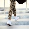 jersey di viscosa Motivo a cavi glitterati – nero/albicocca,  thumbnail number 6