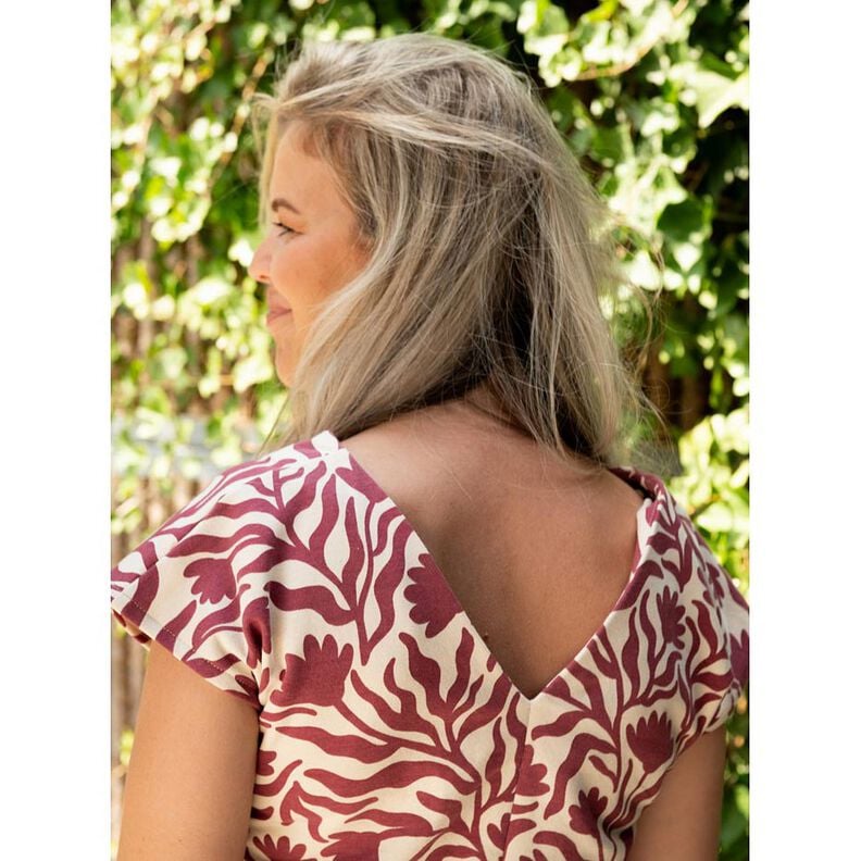 felpa garzata non sbiancato fiori | Poppy Fabrics &ndash; crema/bacca,  image number 5