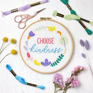 Set da ricamo Kindness, 