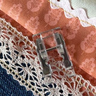 Piedino trasparente Crochet orizzontale (7 mm) per Brother, 
