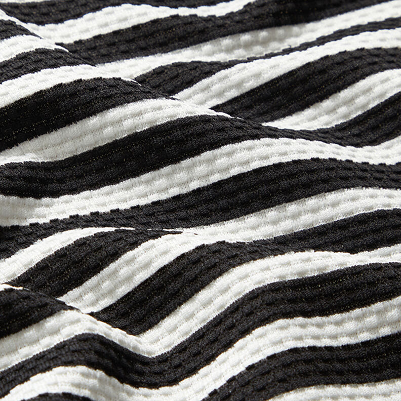 Maglia con struttura jacquard a righe trasversali – bianco/nero,  image number 2