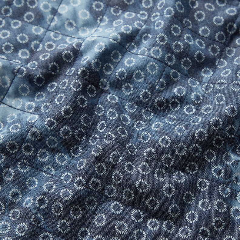 Tessuto Chambray trapuntato con fiore batik – colore blu jeans,  image number 2